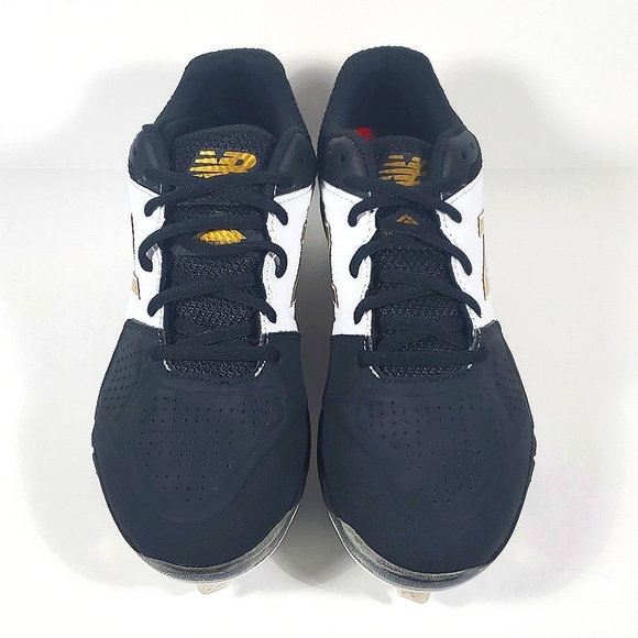 New Balance Cleats - Picture 3 of 8